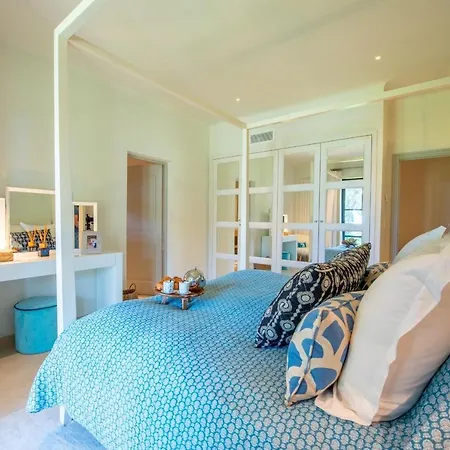 Quessine Apartment *